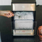 How to Clean an Ice Maker Thoroughly?