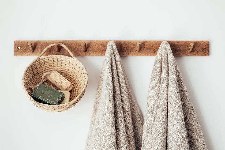 Do You Wash Towels in Hot Or Cold Water? Towel Washing Guide