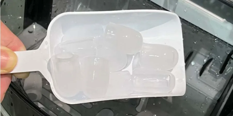 How to Clean a Portable Ice Maker? 10 Simple Steps